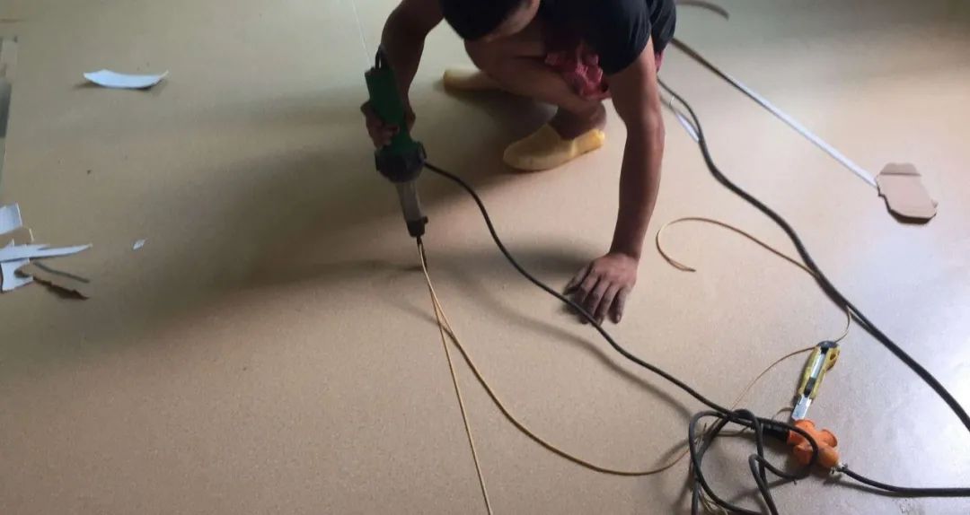 影響PVC塑膠地板焊縫好壞的因素有哪些？