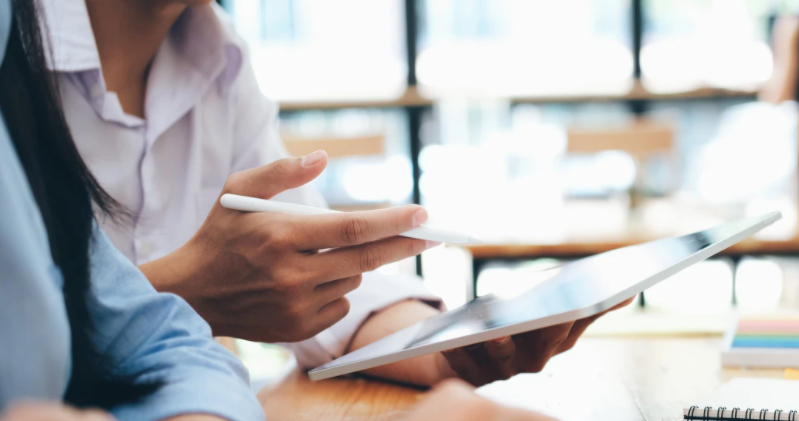 如何為校園選擇優(yōu)質(zhì)地板？